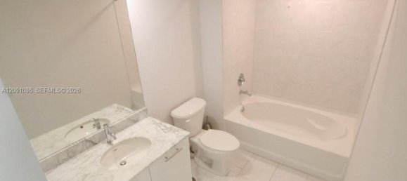 1 chambre propriété commerciale à vendre à Miami, Miami-Dade, Florida, USA № 614877 5