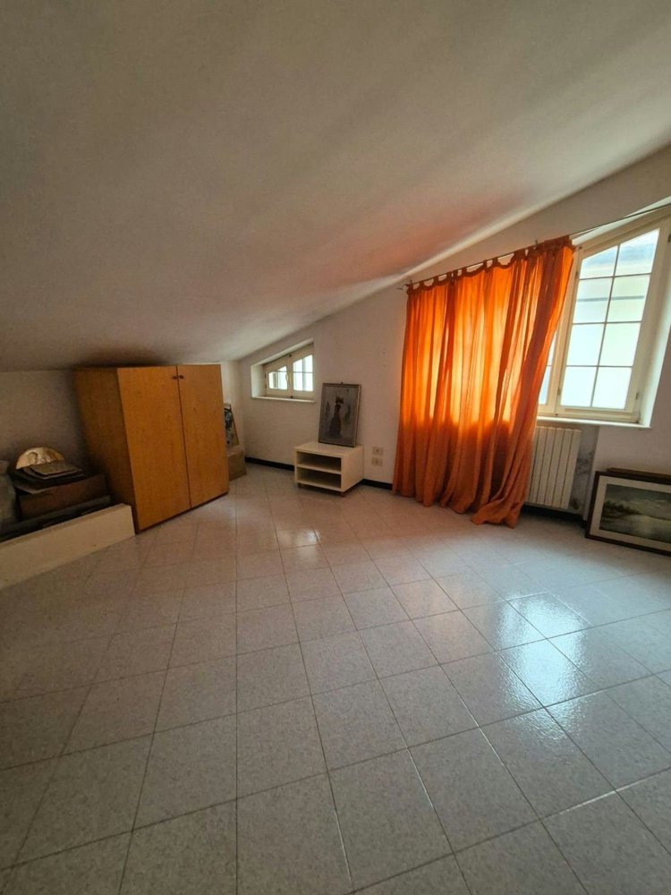 3-Zimmer Penthouse in Mogliano, Italy, Nr. 159870