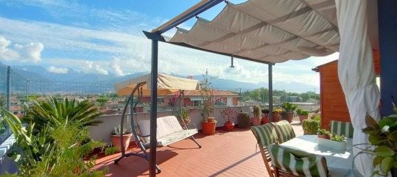 5 rooms Penthouse in Massa, Italy No. 195683 17