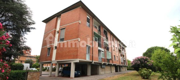 2 bedrooms Apartment in Pisa, Italy No. 272949 2