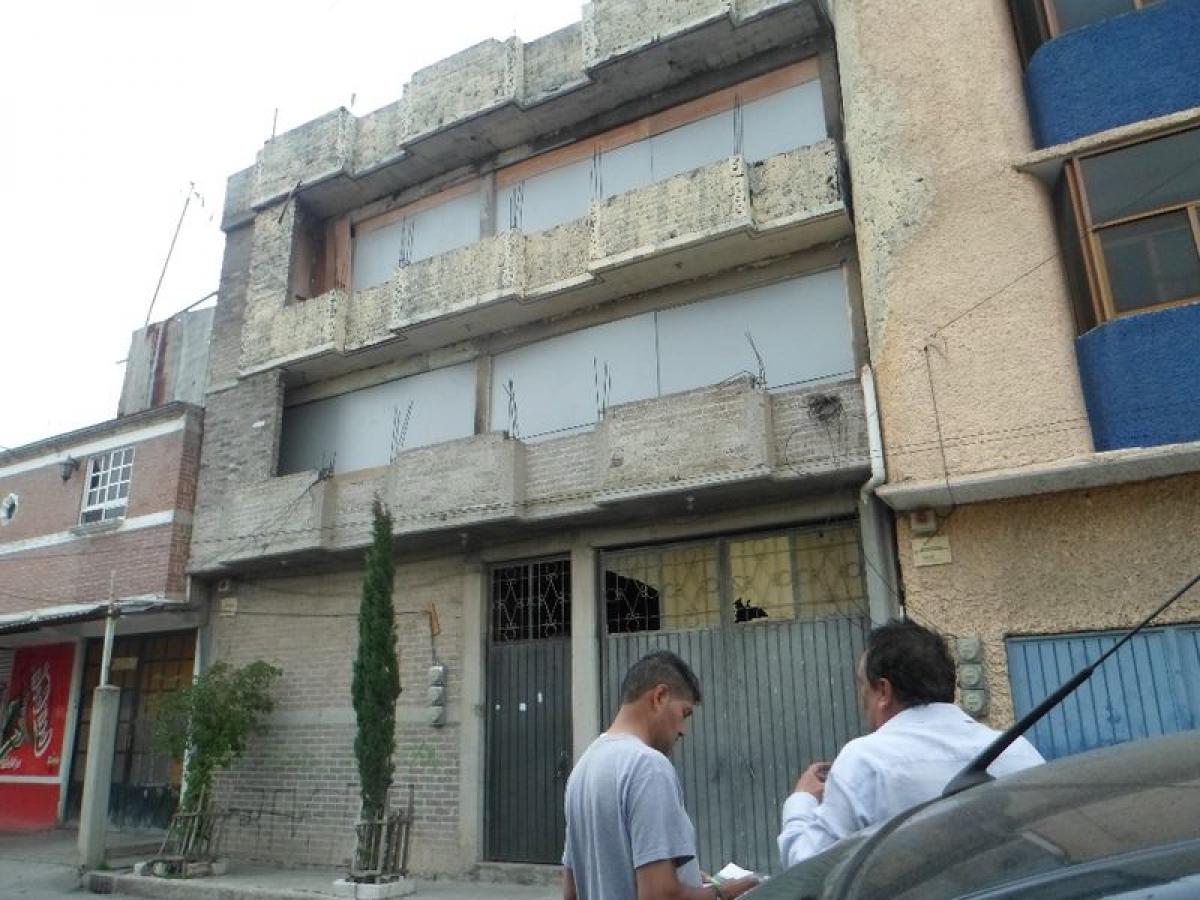 266m² Building in Chimalhuacan, Mexico No. 202207