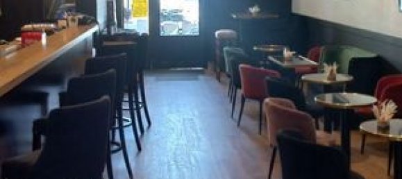 120m² Commercial property in Chagny, France No. 353406 4