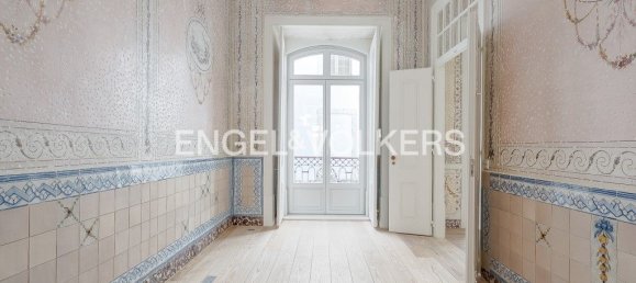 2 bedrooms Apartment in Lisbon, Portugal No. 10789 8