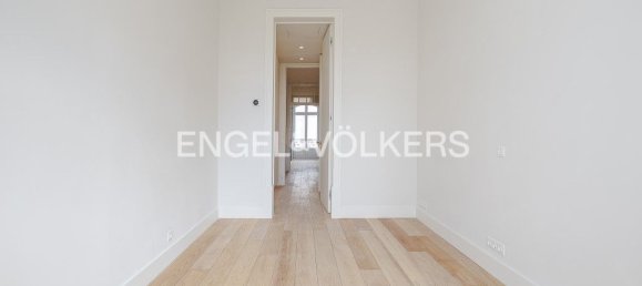 2 bedrooms Apartment in Lisbon, Portugal No. 10789 17