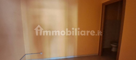 Propiedad comercial de 2 habitaciónes en Atina, Italy No. 289227 3
