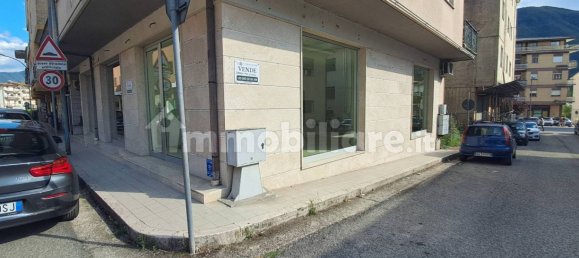 Propiedad comercial de 2 habitaciónes en Atina, Italy No. 289227 25