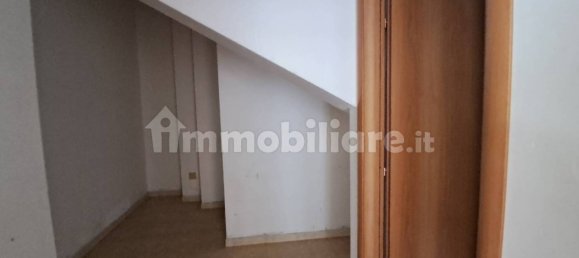 Propiedad comercial de 2 habitaciónes en Atina, Italy No. 289227 19