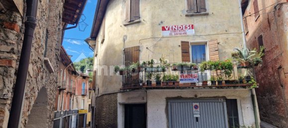 3 bedrooms House in Lumezzane, Italy No. 380594 3