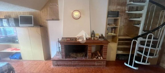 2 rooms Apartment in Subiaco, Italy No. 135700 3
