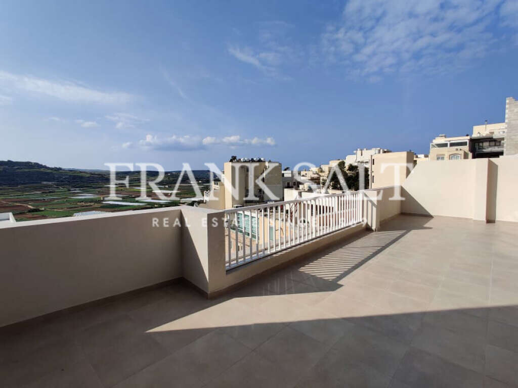 Penthouse T3 em Manikata, Malta N.º 10817