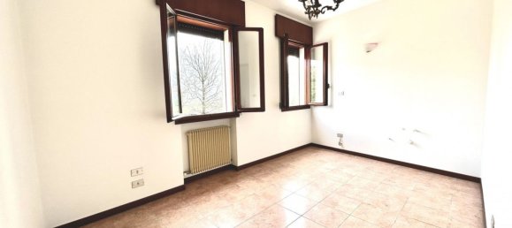 6 rooms House in Cappella Maggiore, Italy No. 60590 3