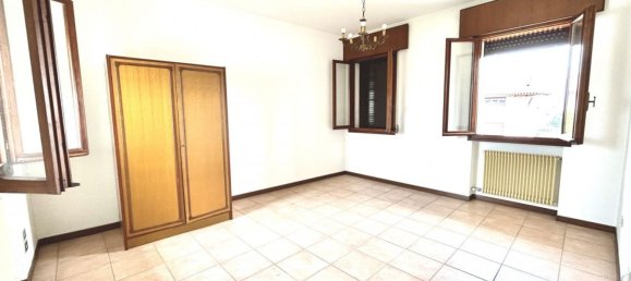 6 rooms House in Cappella Maggiore, Italy No. 60590 7
