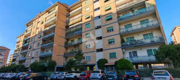 3 bedrooms Apartment in Rome, Italy No. 298309 2