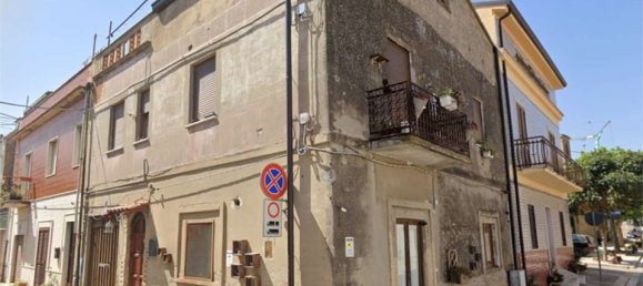 4غرفة شقة في San Paolo di Civitate, Italy رقم 29446 2