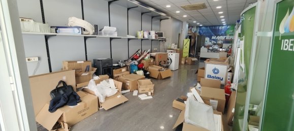 5 chambres Propriété commerciale à Manises, Spain No. 156625 4