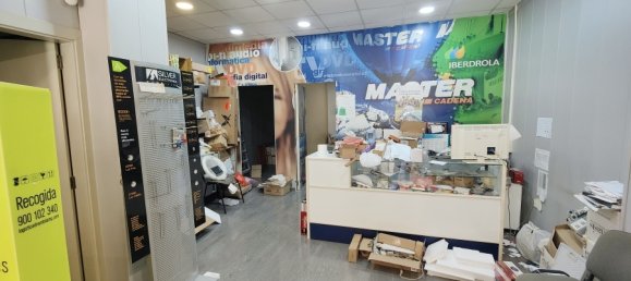 5 chambres Propriété commerciale à Manises, Spain No. 156625 2