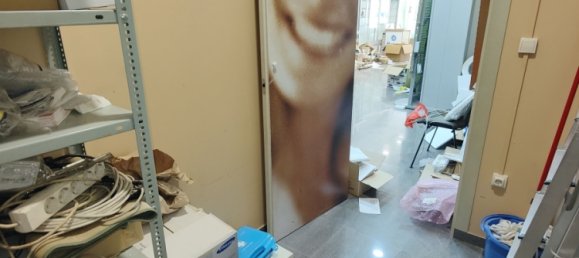 5 chambres Propriété commerciale à Manises, Spain No. 156625 7