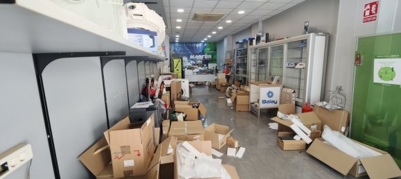 5 chambres Propriété commerciale à Manises, Spain No. 156625 5