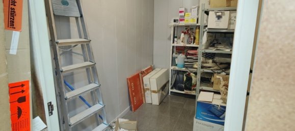 5 chambres Propriété commerciale à Manises, Spain No. 156625 20