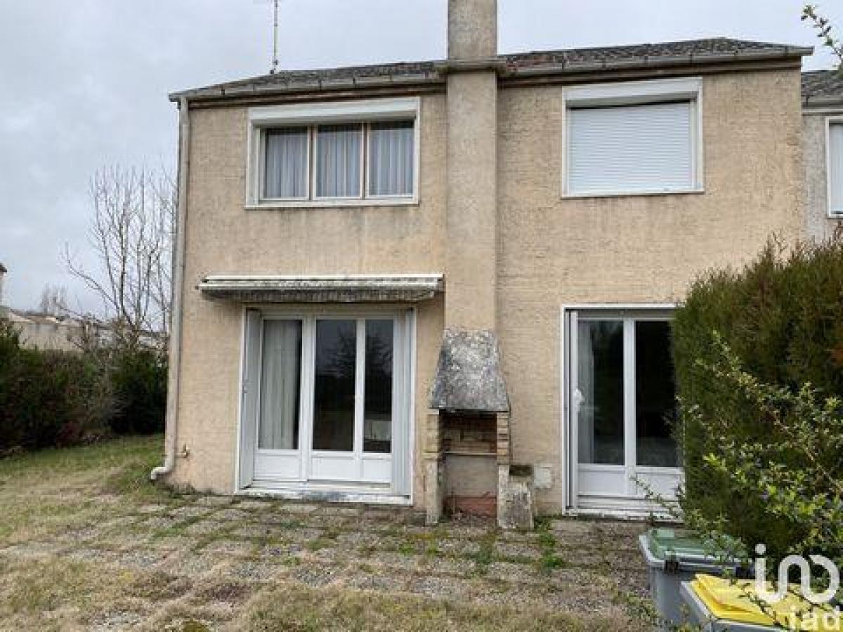 Casa de 2 dormitorios en Darvault, France No. 30659