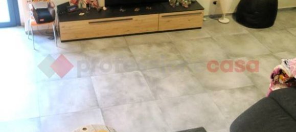 Квартира с 3 комнатами в Локате ди Триульци, Италия № 361437 4