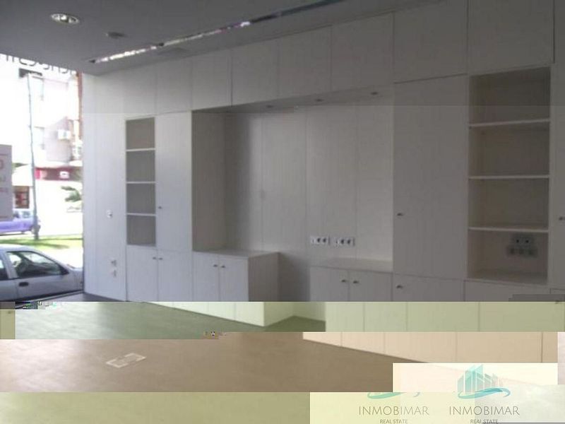 Propriété commerciale à Salobrena, Spain 80m² No. 228427