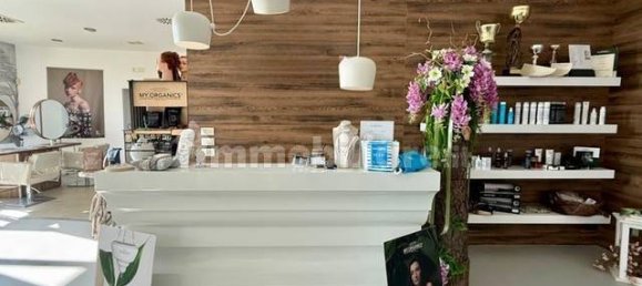 Imóvel comercial de 1 divisão em Padua, Italy N.º 281927 4