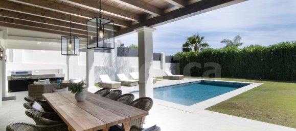 3 chambres Villa à Marbella, Spain No. 73280 2