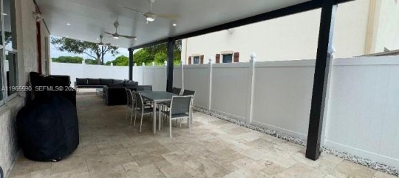 3 dormitorios villa en venta en Miami, Miami-Dade, Florida, USA № 615608 4