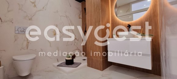 2 bedrooms Apartment in Lisbon, Portugal No. 187449 8