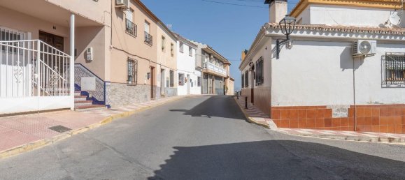 3 bedrooms House in Granada, Spain No. 150280 3