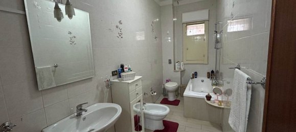 4 bedrooms Apartment in Palermo, Italy No. 331873 11