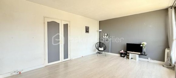 2 غرف نوم شقة في Neuilly-sur-Marne, France رقم 353278 2