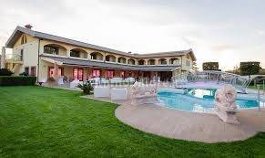  فندق في Viterbo, Italy 2700متر مربع رقم 267443