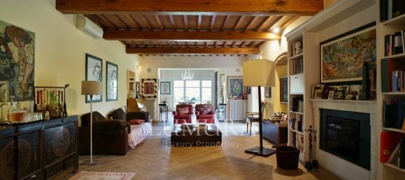 3 bedrooms Villa in Pietrasanta, Italy No. 79808 20