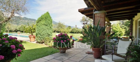 3 bedrooms Villa in Pietrasanta, Italy No. 79808 10