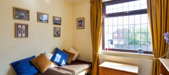 4 bedrooms House in Dudley, United Kingdom No. 1844 9