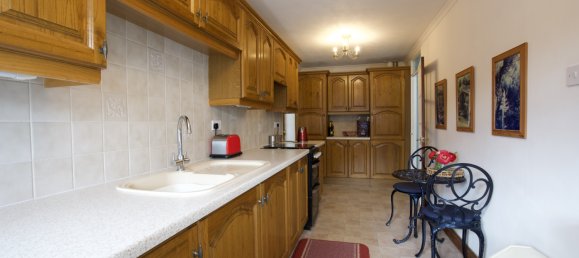 4 bedrooms House in Dudley, United Kingdom No. 1844 2