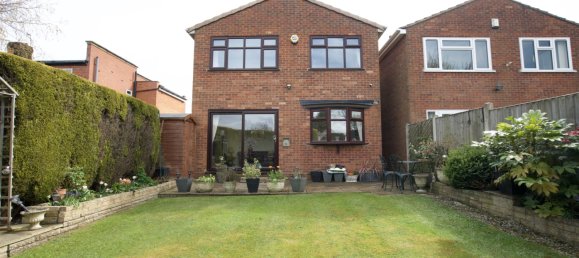 4 bedrooms House in Dudley, United Kingdom No. 1844 13