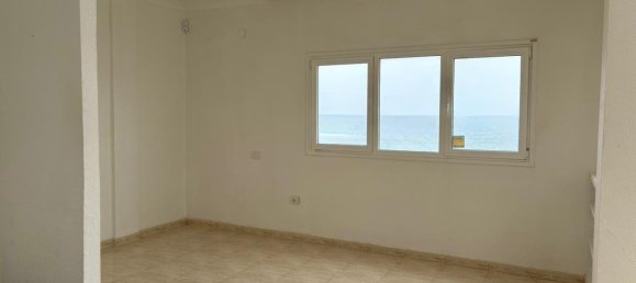 5 غرف نوم شقة في Las Palmas De Gran Canaria, Spain رقم 137033 2