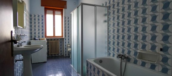 4 rooms House in Monteforte d'Alpone, Italy No. 232687 3