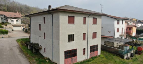 4 rooms House in Monteforte d'Alpone, Italy No. 232687 16