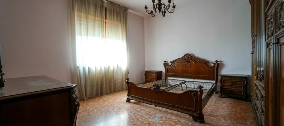 4 rooms House in Monteforte d'Alpone, Italy No. 232687 19