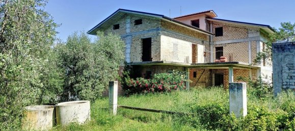 10غرفة منزل في Controguerra, Italy رقم 143342 4