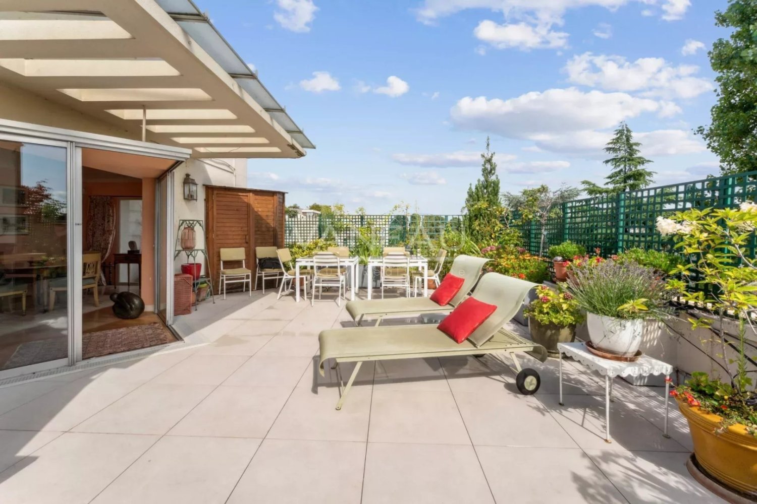 2 Schlafzimmer Wohnung in Neuilly-sur-Seine, France, Nr. 292043