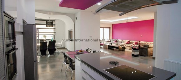 4 Schlafzimmer Villa in Empa, Cyprus, Nr. 1105 24