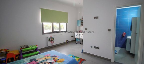 4 Schlafzimmer Villa in Empa, Cyprus, Nr. 1105 8