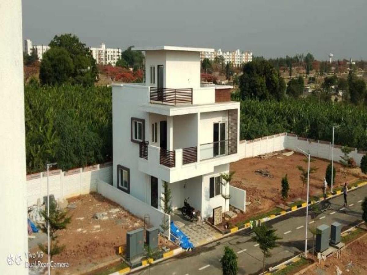 3 bedrooms House in Bangalore, India No. 17203