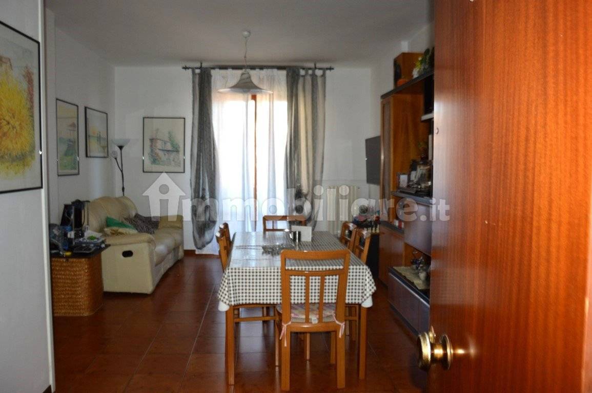 Квартира с 2 спальнями в Кастельфидардо, Италия № 319138