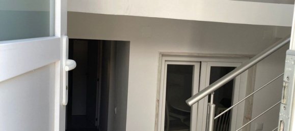 9 bedrooms House in Lisbon, Portugal No. 132797 4